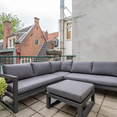 וילה Elegant & Unique Canal House In Famous Canal Area