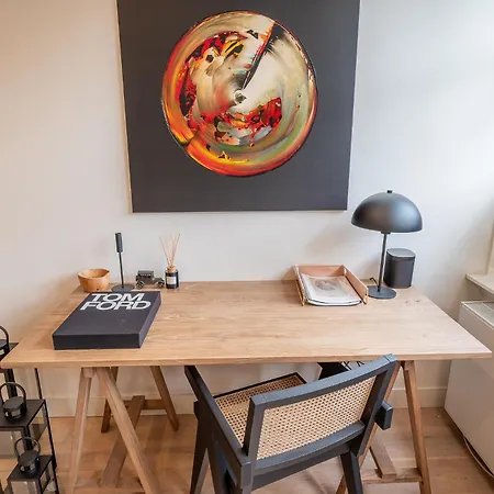 Elegant & Unique Canal House In Famous Canal Area