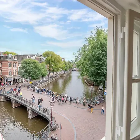 Elegant & Unique Canal House In Famous Canal Area 암스테르담