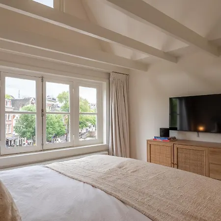 Elegant & Unique Canal House In Famous Canal Area Amsterdam