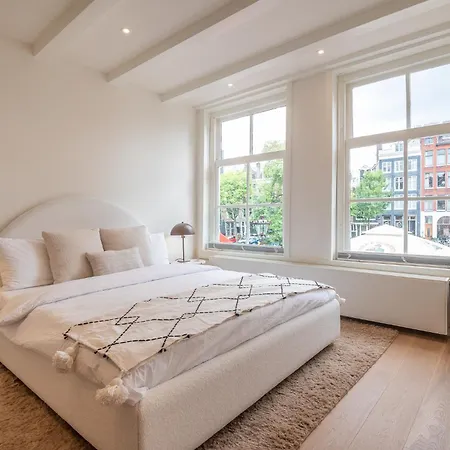 Elegant & Unique Canal House In Famous Canal Area 别墅