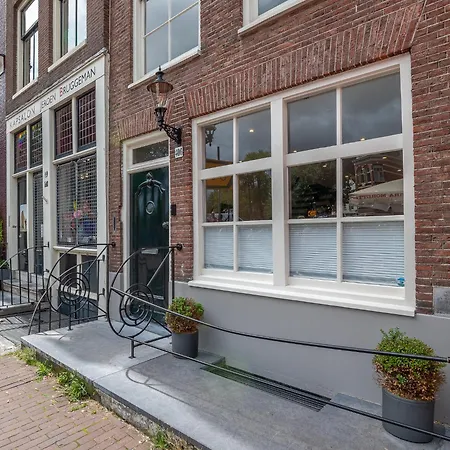 Elegant & Unique Canal House In Famous Canal Area Villa
